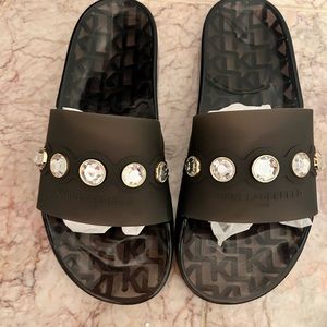 Brand new Karl Lagerfield pool slides